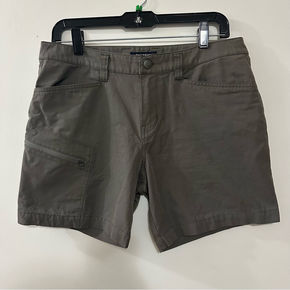 Arc'teryx Women's Gray Shorts